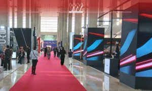 به استقبال هیجان، هفتمین نمایشگاه خودرو تهران آغاز شد