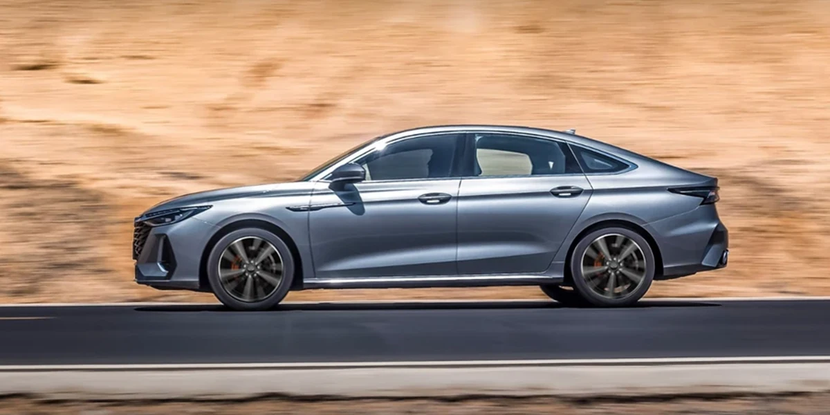 تعمیرگاه آریزو 8