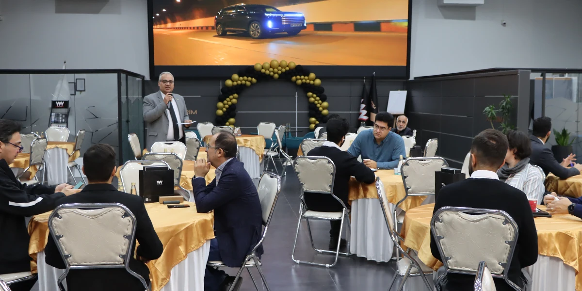 دورهمی مشتریان اکستریم مدیران خودرو